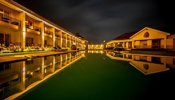 Tropical Retreat Luxury Spa 